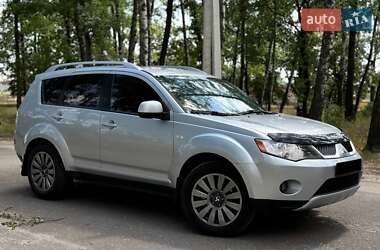 Внедорожник / Кроссовер Mitsubishi Outlander 2008 в 