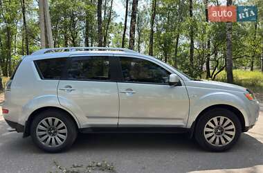 Внедорожник / Кроссовер Mitsubishi Outlander 2008 в 