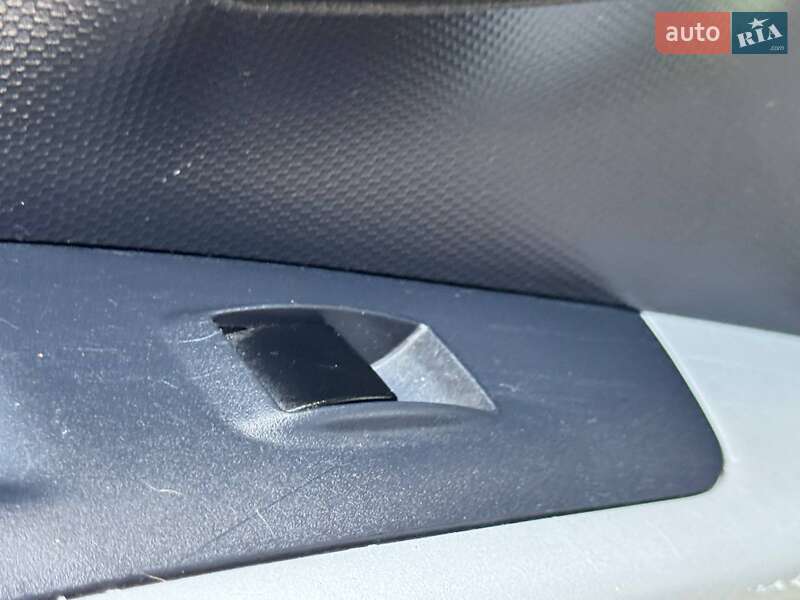 Внедорожник / Кроссовер Mitsubishi Outlander 2008 в Ахтырке