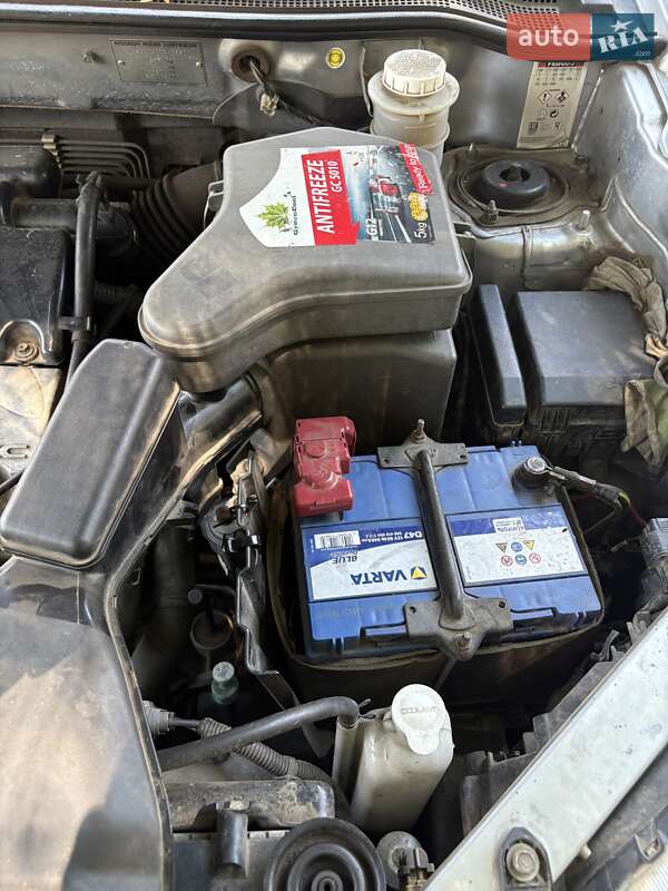 Внедорожник / Кроссовер Mitsubishi Outlander 2009 в Славянске