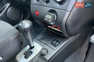 Внедорожник / Кроссовер Mitsubishi Outlander 2009 в 