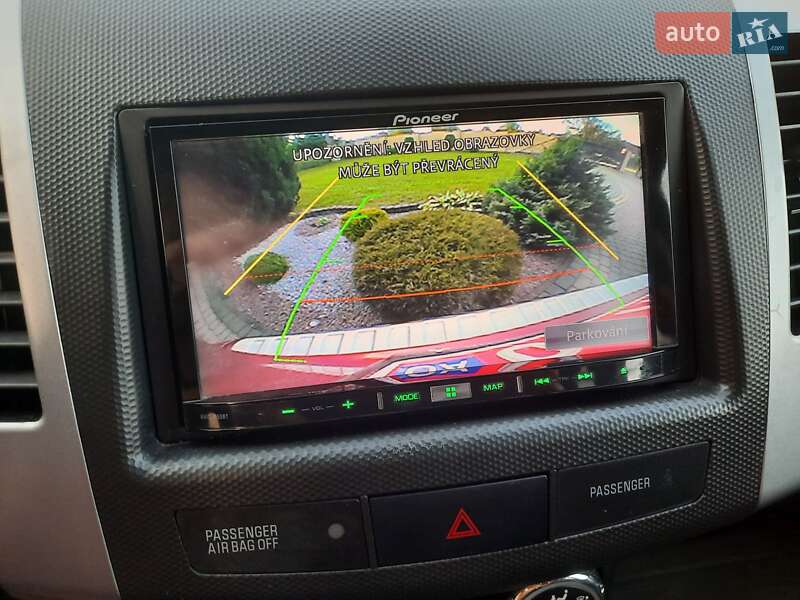 Внедорожник / Кроссовер Mitsubishi Outlander 2012 в Стрые