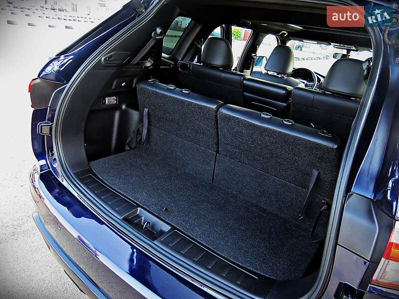 Позашляховик / Кросовер Mitsubishi Outlander 2022 в Черкасах фото 23 Позашляховик / Кросовер Mitsubishi Outlander 2022 в Черкасах