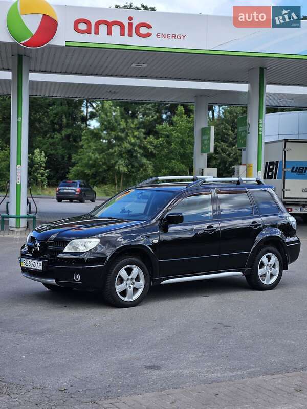 Внедорожник / Кроссовер Mitsubishi Outlander 2007 в Конопнице