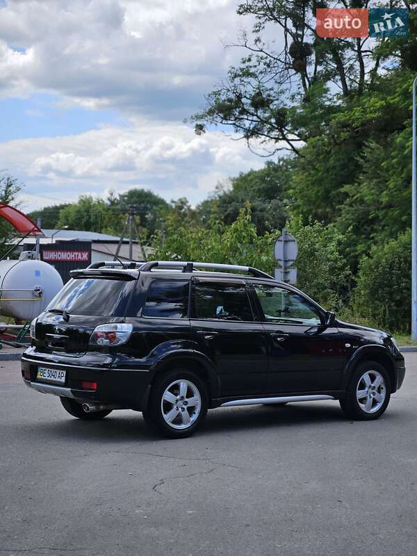 Внедорожник / Кроссовер Mitsubishi Outlander 2007 в Конопнице