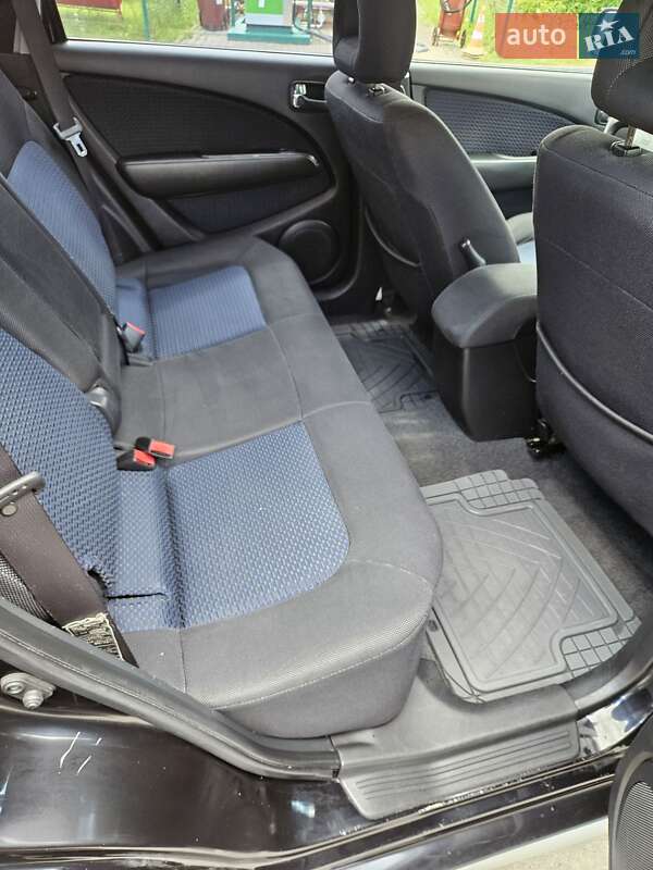 Внедорожник / Кроссовер Mitsubishi Outlander 2007 в Конопнице