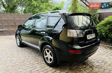 Позашляховик / Кросовер Mitsubishi Outlander 2008 в Харкові