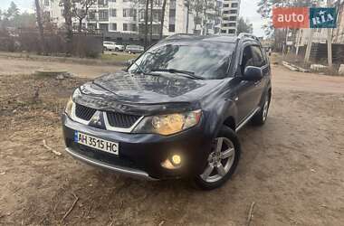 Внедорожник / Кроссовер Mitsubishi Outlander 2007 в Киеве