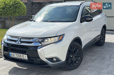 Внедорожник / Кроссовер Mitsubishi Outlander 2018 в Львове