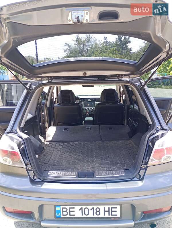 Внедорожник / Кроссовер Mitsubishi Outlander 2008 в Николаеве