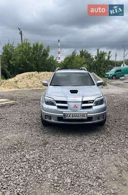 Внедорожник / Кроссовер Mitsubishi Outlander 2004 в 