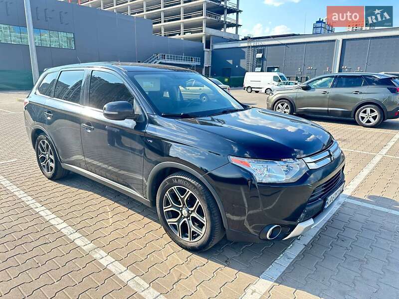 Mitsubishi Outlander 2014