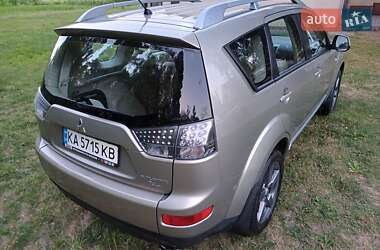 Внедорожник / Кроссовер Mitsubishi Outlander 2007 в 