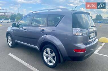 Внедорожник / Кроссовер Mitsubishi Outlander 2008 в 