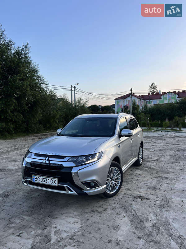 Mitsubishi Outlander 2019