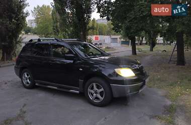 Внедорожник / Кроссовер Mitsubishi Outlander 2006 в 