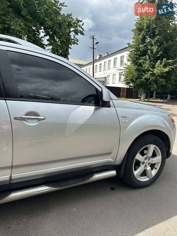 Внедорожник / Кроссовер Mitsubishi Outlander 2007 в Харькове