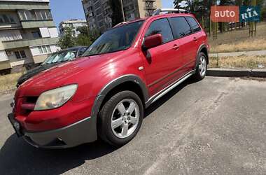 Позашляховик / Кросовер Mitsubishi Outlander 2006 в Києві