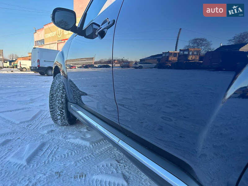 Позашляховик / Кросовер Mitsubishi Outlander 2010 в Києві