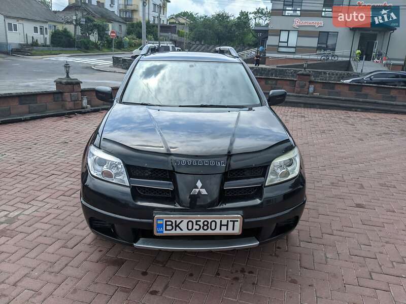 Внедорожник / Кроссовер Mitsubishi Outlander 2007 в Ровно