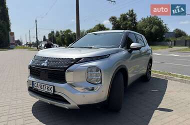 Позашляховик / Кросовер Mitsubishi Outlander 2022 в Черкасах