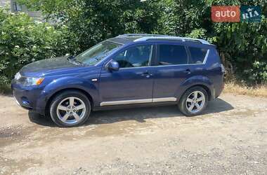 Внедорожник / Кроссовер Mitsubishi Outlander 2009 в 