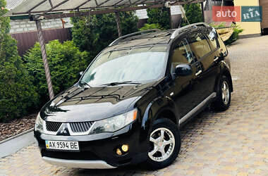 Внедорожник / Кроссовер Mitsubishi Outlander 2008 в 