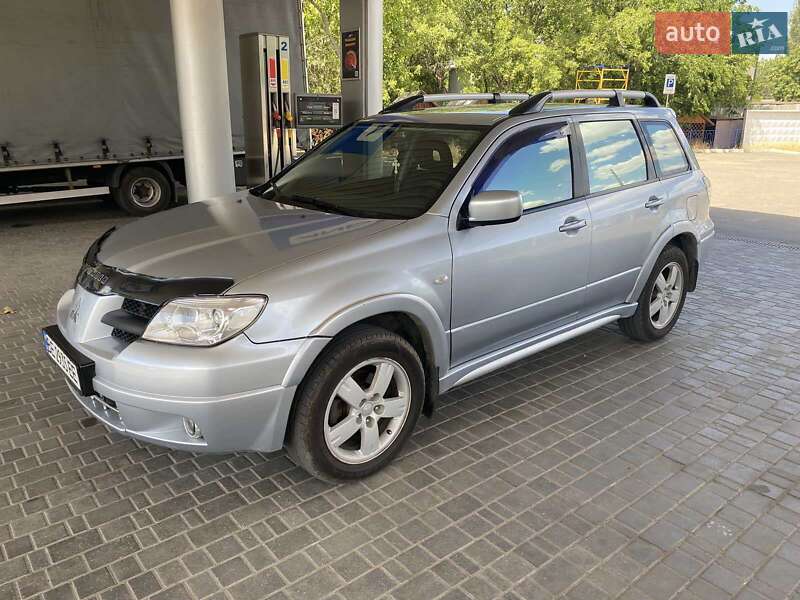 Внедорожник / Кроссовер Mitsubishi Outlander 2008 в Николаеве