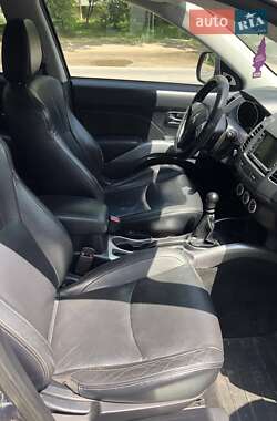 Внедорожник / Кроссовер Mitsubishi Outlander 2009 в 