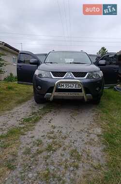 Внедорожник / Кроссовер Mitsubishi Outlander 2007 в Барановке