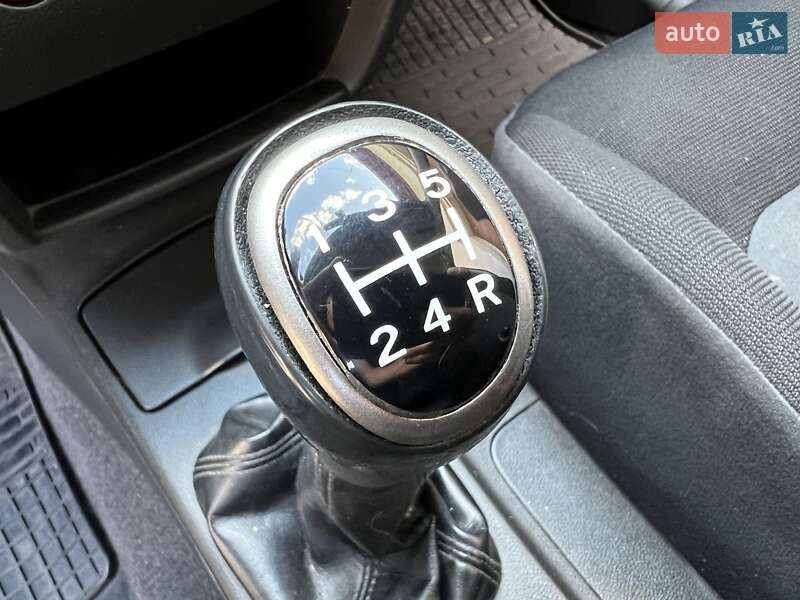 Внедорожник / Кроссовер Mitsubishi Outlander 2007 в Одессе