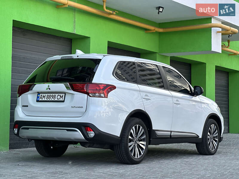 Mitsubishi Outlander 2018