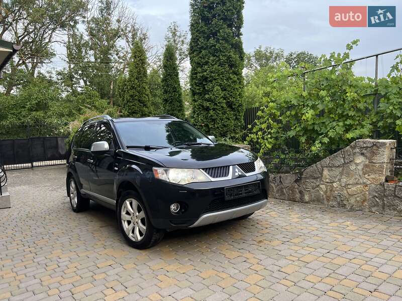 Внедорожник / Кроссовер Mitsubishi Outlander 2007 в Хмельницком
