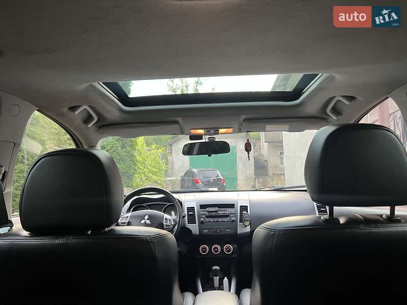 Внедорожник / Кроссовер Mitsubishi Outlander 2007 в Хмельницком