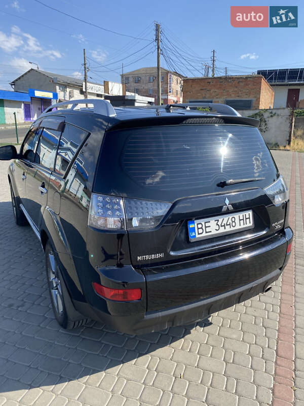 Внедорожник / Кроссовер Mitsubishi Outlander 2008 в Первомайске