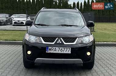 Внедорожник / Кроссовер Mitsubishi Outlander 2001 в 