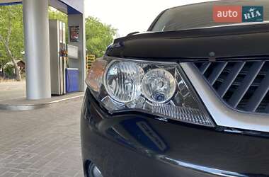 Внедорожник / Кроссовер Mitsubishi Outlander 2008 в 