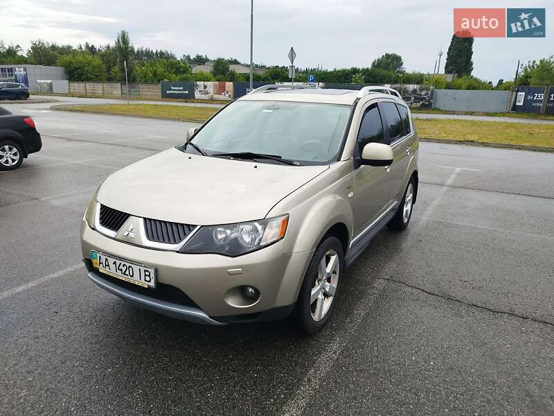 Mitsubishi Outlander 2008