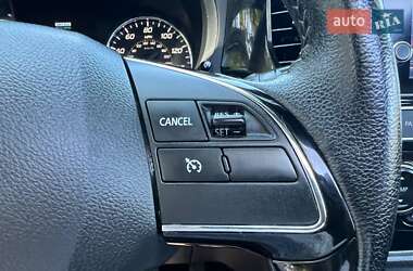 Позашляховик / Кросовер Mitsubishi Outlander 2019 в 
