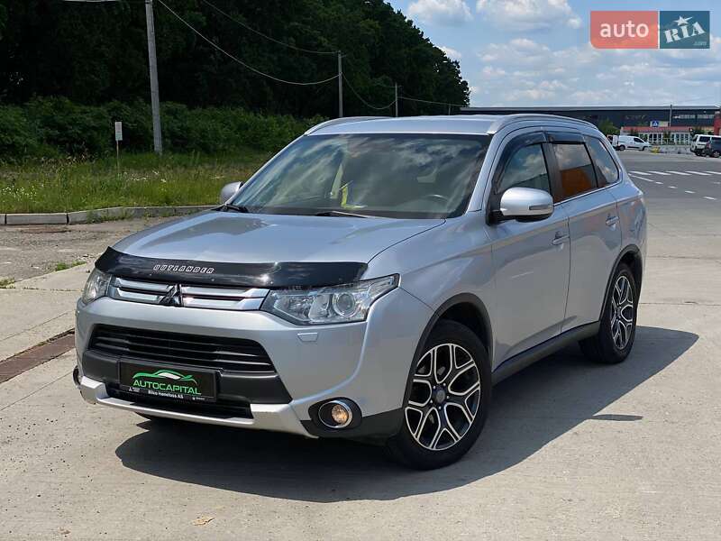 Mitsubishi Outlander 2014
