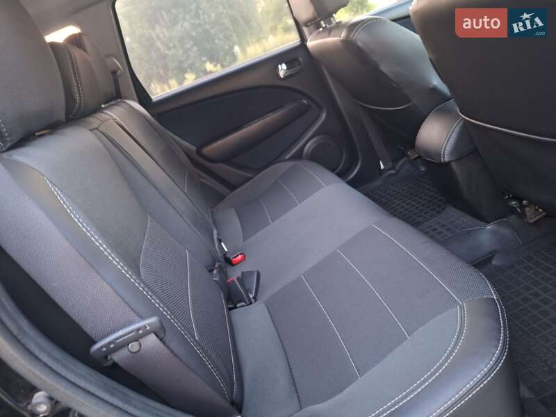 Внедорожник / Кроссовер Mitsubishi Outlander 2008 в Черновцах