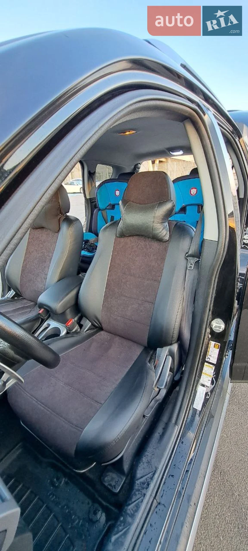 2012 Mitsubishi Outlander - мініатюра 10