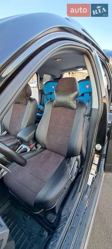 Позашляховик / Кросовер Mitsubishi Outlander 2012 в Львові