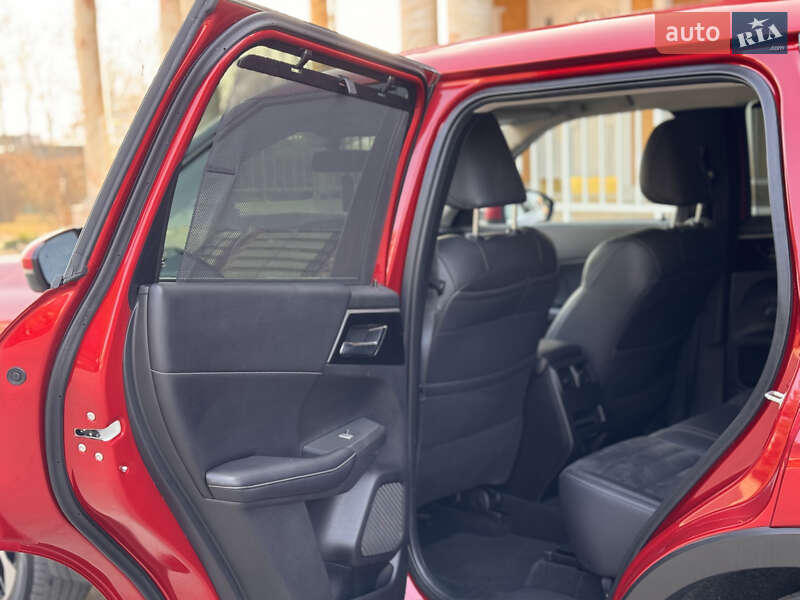 Позашляховик / Кросовер Mitsubishi Outlander 2021 в Тернополі