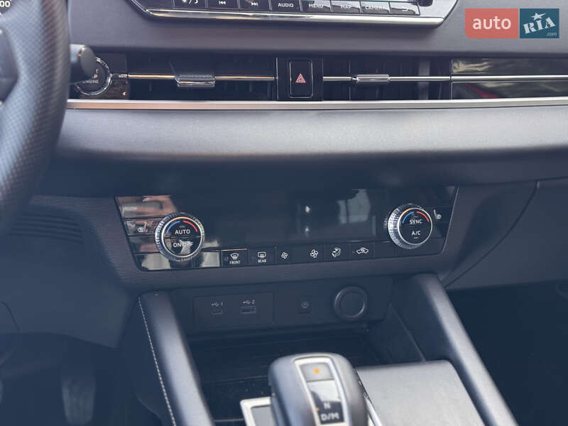 Позашляховик / Кросовер Mitsubishi Outlander 2021 в Тернополі