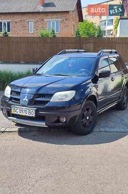 Внедорожник / Кроссовер Mitsubishi Outlander 2007 в 