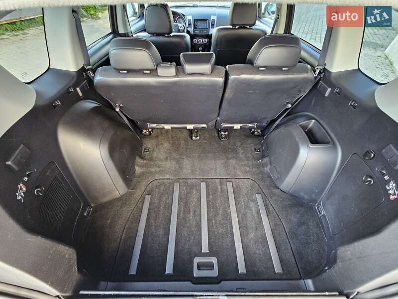 Внедорожник / Кроссовер Mitsubishi Outlander 2012 в Ивано-Франковске