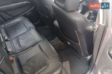 Внедорожник / Кроссовер Mitsubishi Outlander 2006 в 