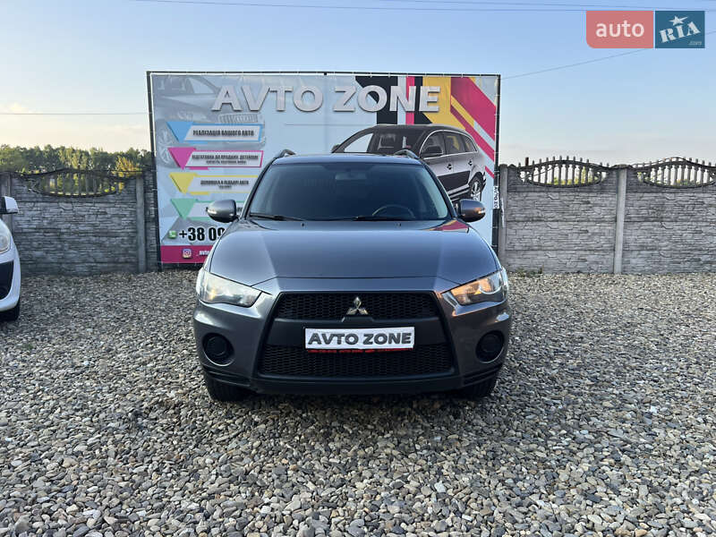 Внедорожник / Кроссовер Mitsubishi Outlander 2011 в Коломые