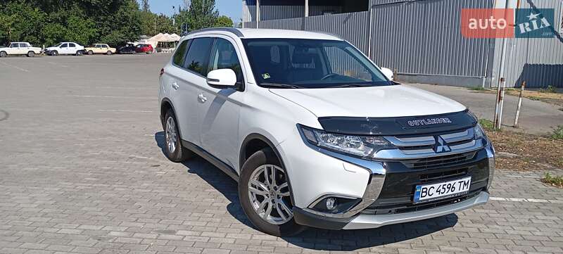 Позашляховик / Кросовер Mitsubishi Outlander 2014 в Апостоловому